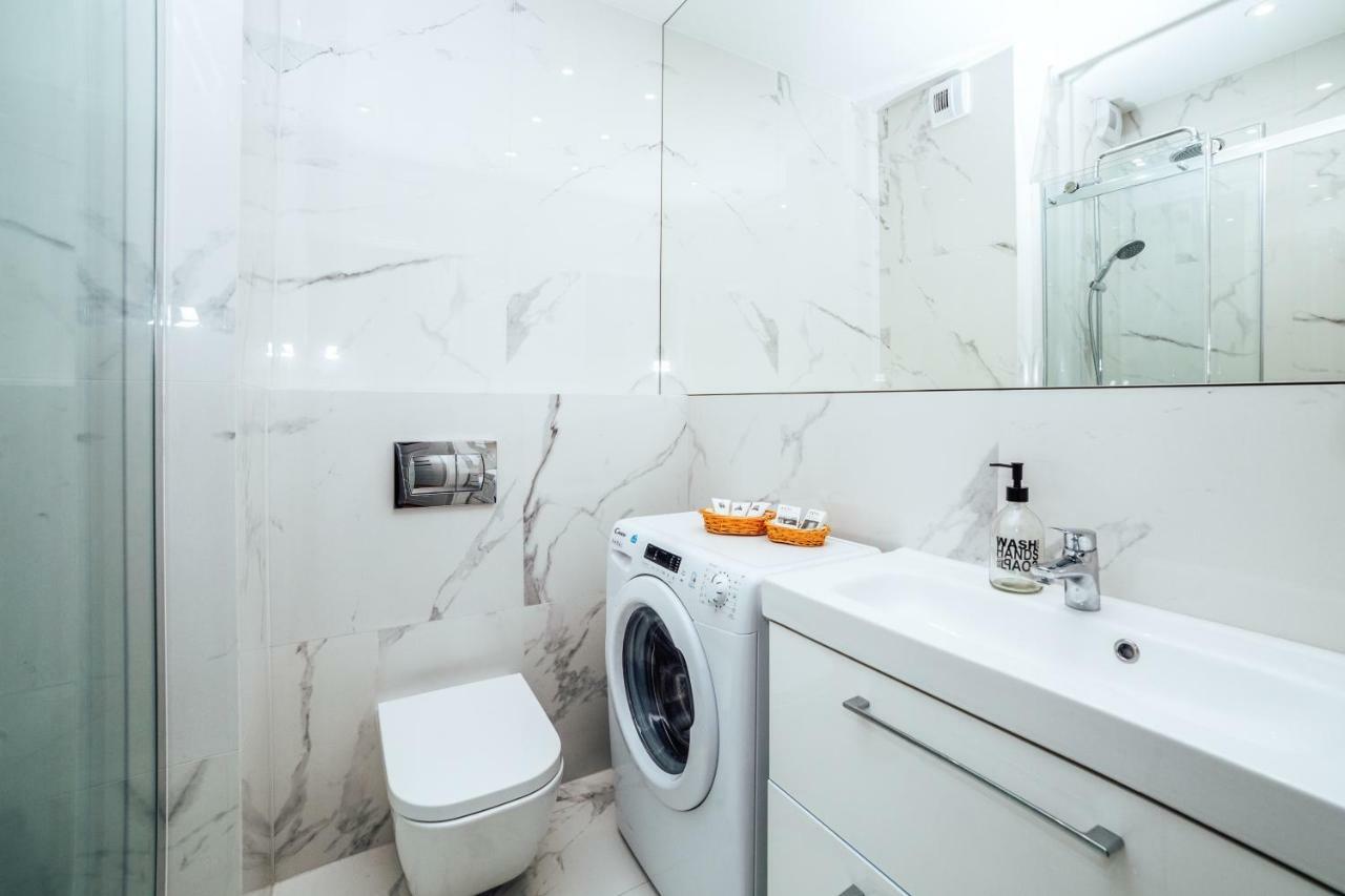 גדנסק Pobookowane Chmielna Apartments Old Town מראה חיצוני תמונה